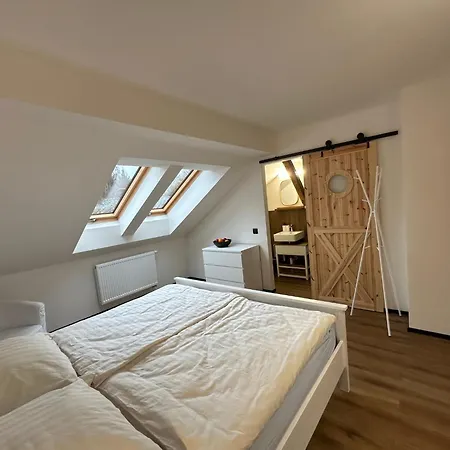 Eisenberg カントリーハウス Tvrdkov